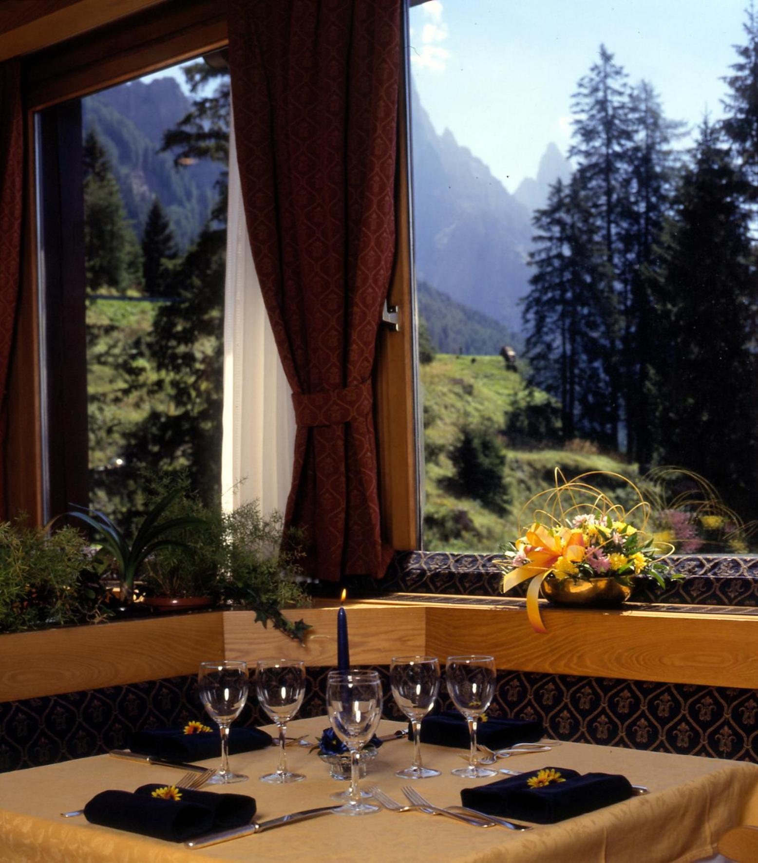 Hotel San Martino San Martino Di Castrozza Exterior photo