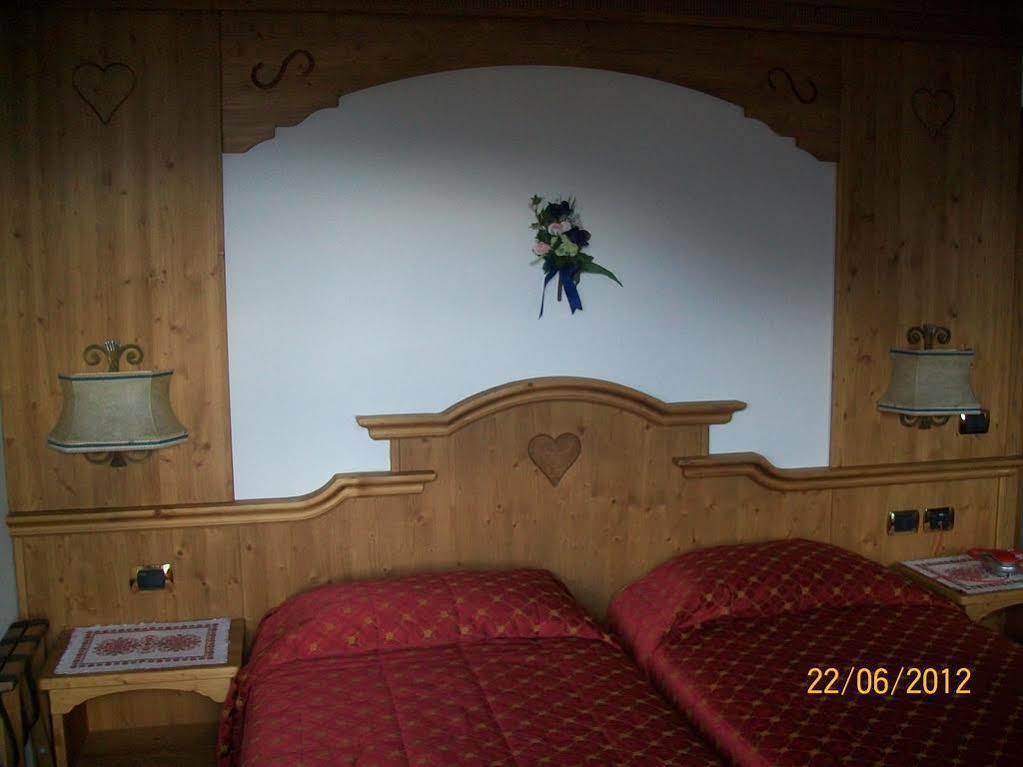 Hotel San Martino San Martino Di Castrozza Exterior photo